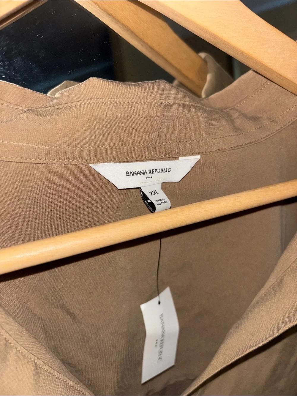 NWT Banana Republic Tan Open-Collar Casual T-Shirt